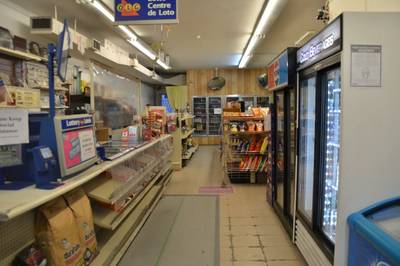 North York Neighborhood Convenience Store For Sale