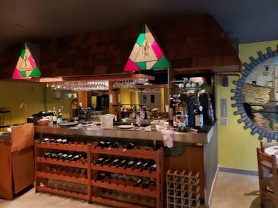 Beautiful Established Italian Restaurant for Sale or Lease in Vancouver,BC