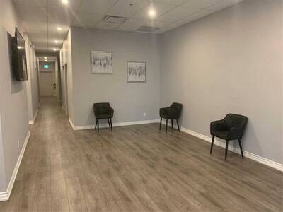 Clinic For Sale in Vaughan