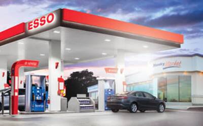 Esso Gas Station with Popular Fast Food Restaurant for Sale