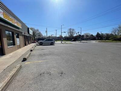 Freestanding Building with Convenience Store for Sale in St. Catherines
