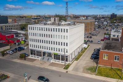 Commercial Building For Lease In Sault Ste. Marie-The whole third floor!
