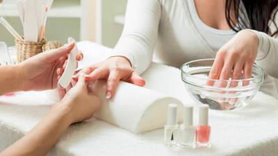 Busy Nail Beauty Spa for Sale