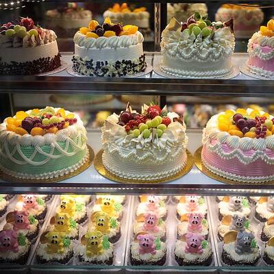 Specialized Cake Bakery For Sale, Dallas TX