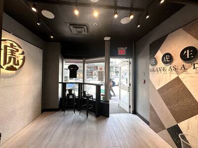 Well-Established Franchised Bubble Tea Shop Located in DT Vancouver (589 W Pender Street)